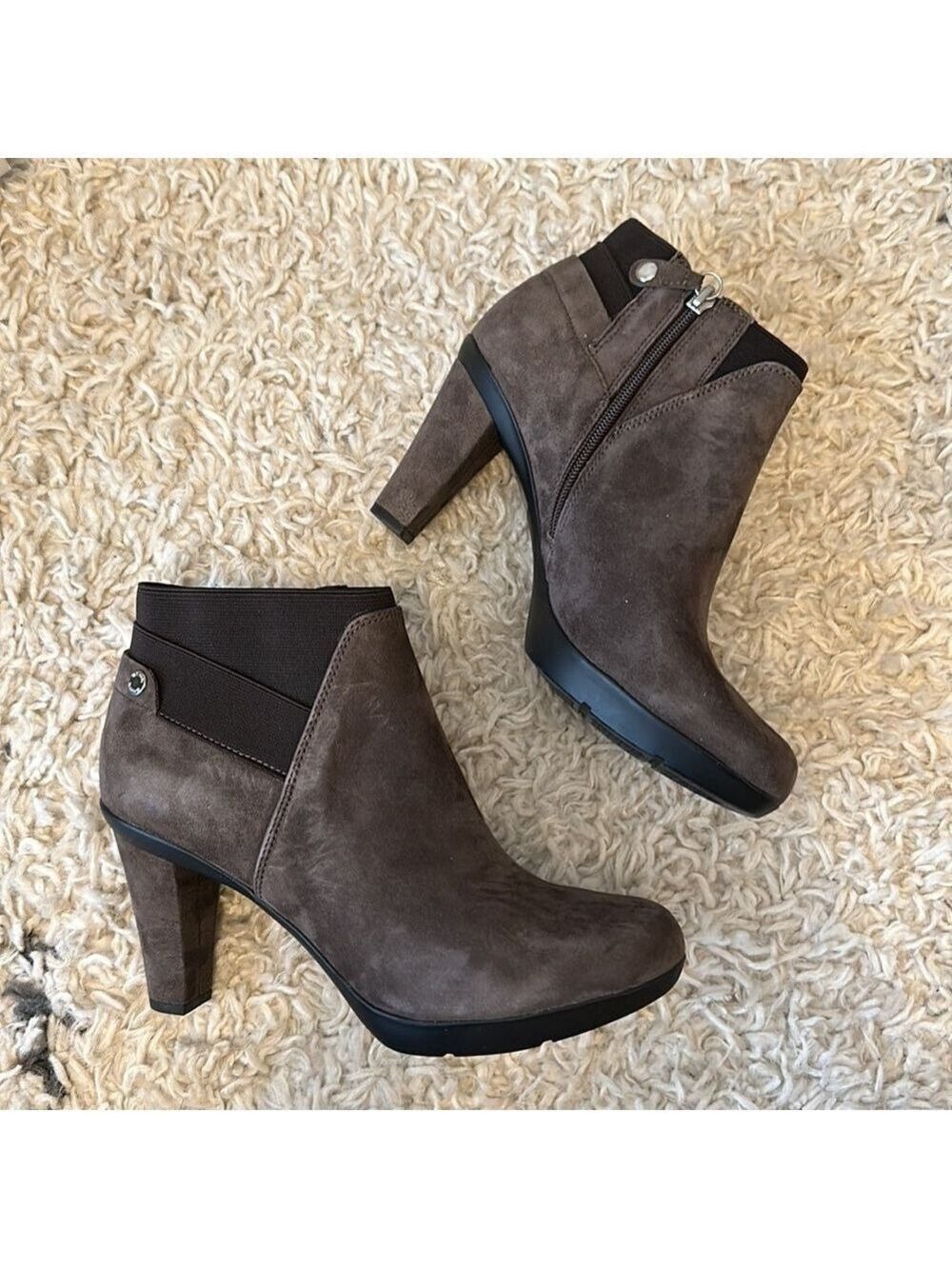 Geox D Inspiration B Heeled Ankle Boots Shoeties in Chestnut Suede Leather